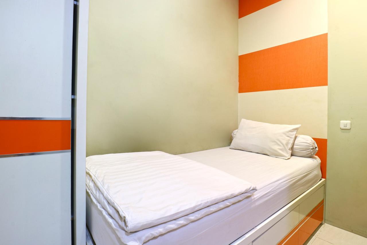 Oranje Gasthuis Hotel Surabaia Exterior foto